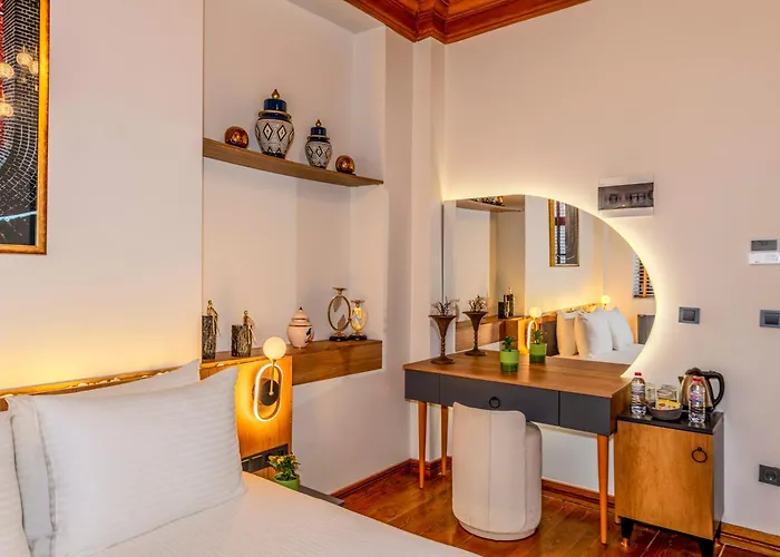 Otel Kallavi Pera 3*