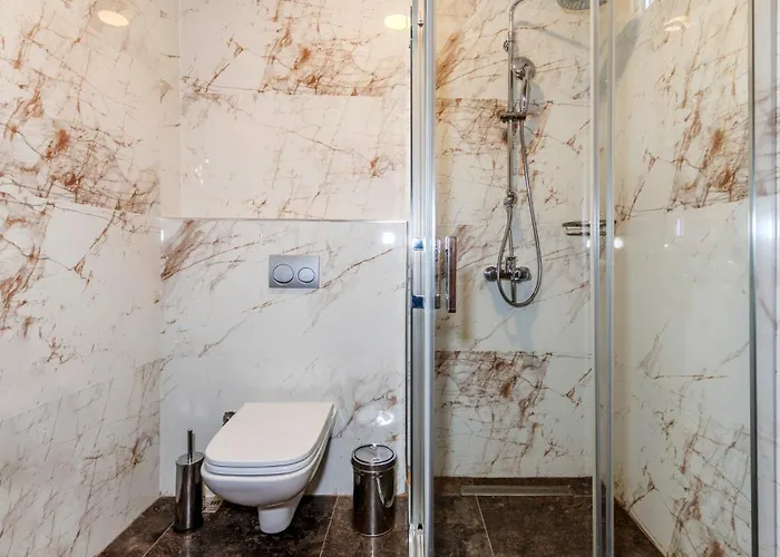 Kallavi Pera Hotel 3*